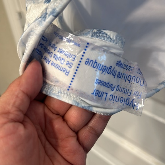 Women's Victoria's Secret Swim Wicked Push Up Blue & White Floral Swimsuit MED - Picture 5 of 10